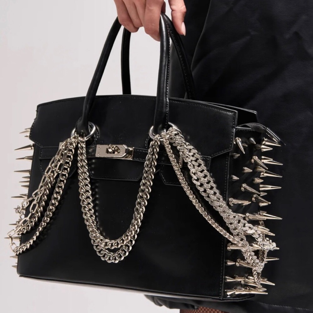 RARE SOLD OUT I BITE BACK spiked chain black silver bag purse tote - Picture 5 of 6